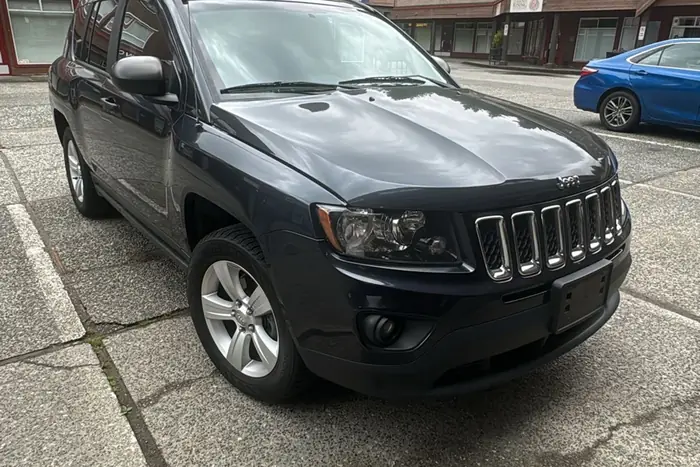 Jeep Compass bought for cash by Vehicle Buyers in Vancouver, BC